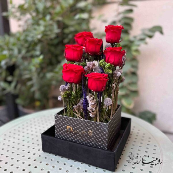 باکس لاور هفت گل رز جاودان