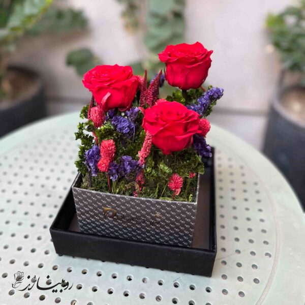 باکس لاور سه گل جاودان