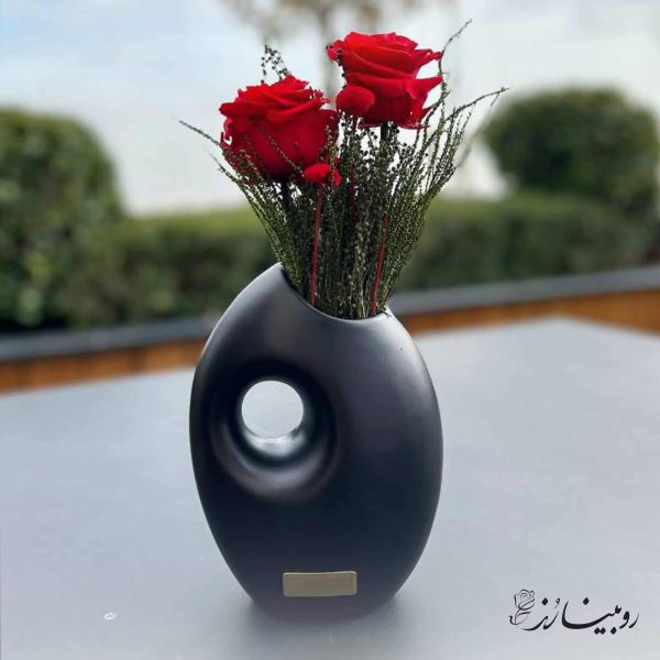 گلدان رز جاودان طرح آچیلا مشکی - تصویر 3
